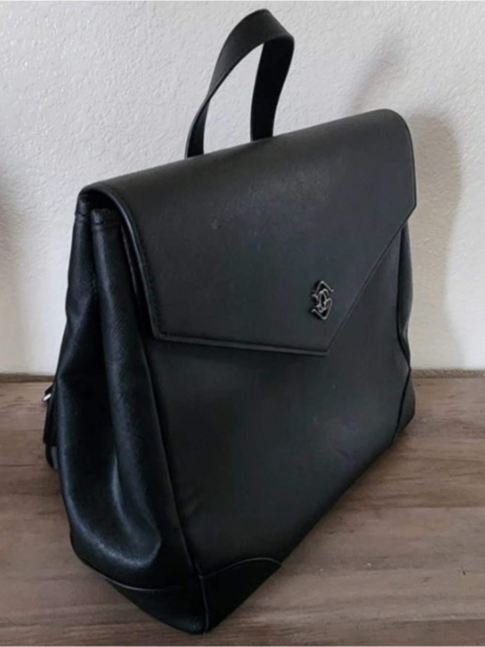 Glass Ladder & Co. full size Diana Black Backpack! - Picture 9 of 11